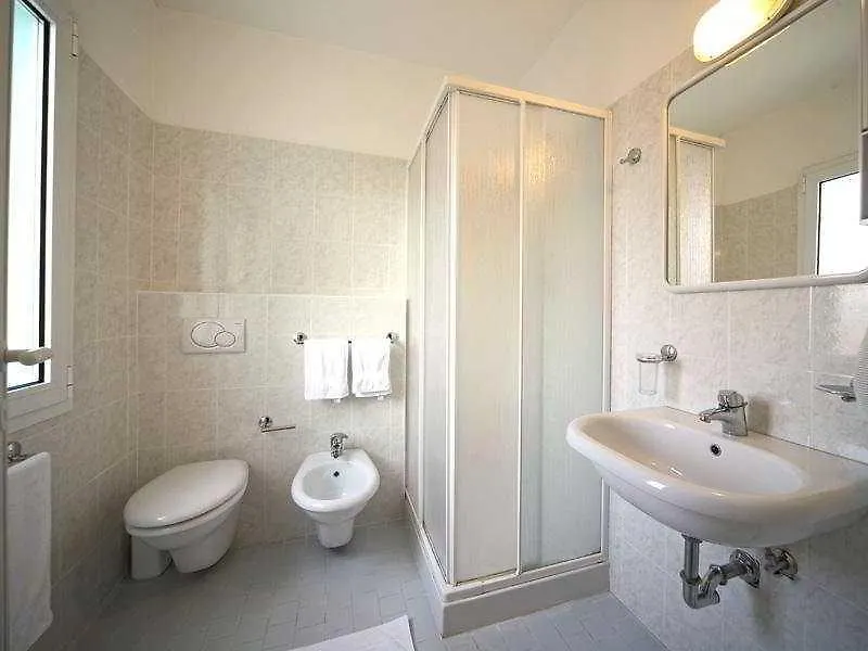 Hotel Alcazar Rimini 3*,  Italien