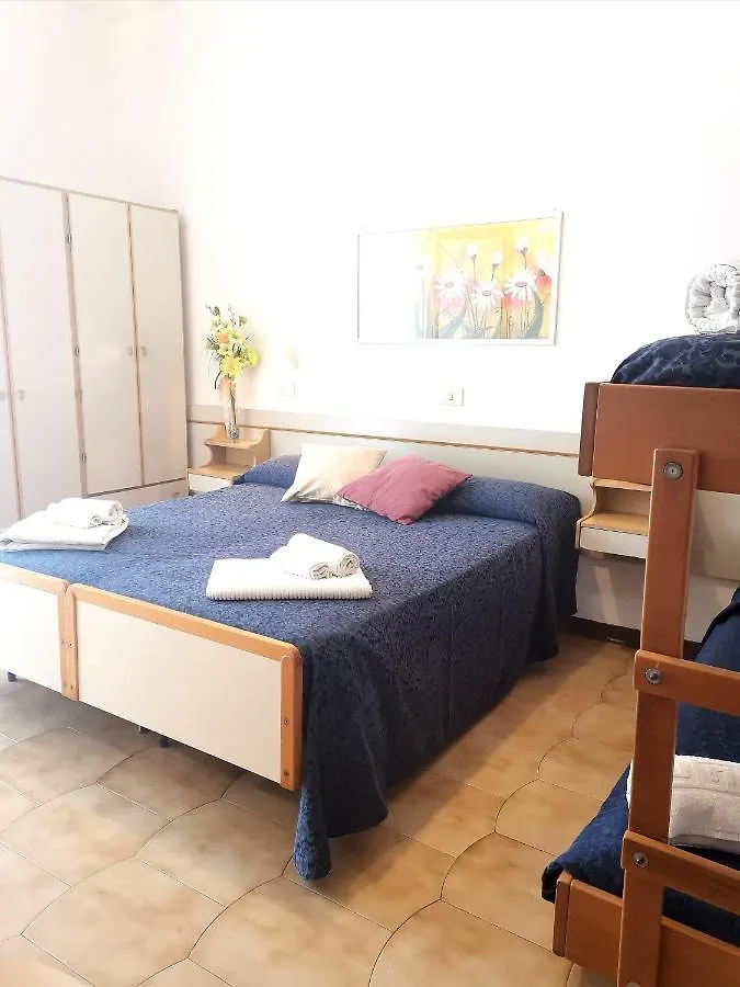 Hotel Alcazar Rimini 3*,